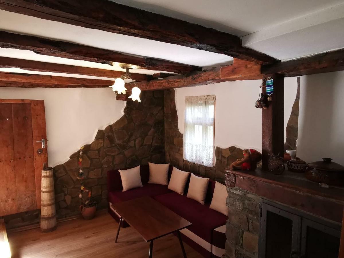 Дядовата Къща Hotel ตริยาฟนา ภายนอก รูปภาพ